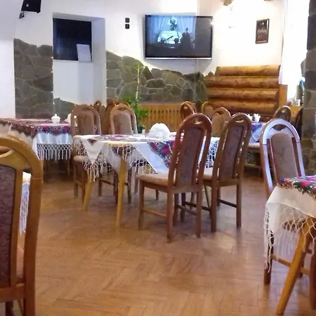 Biały Dworek-2